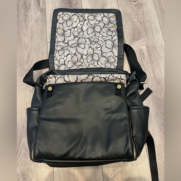 Petunia Pickle Bottom Boxy Backpack - Picture 2 of 9